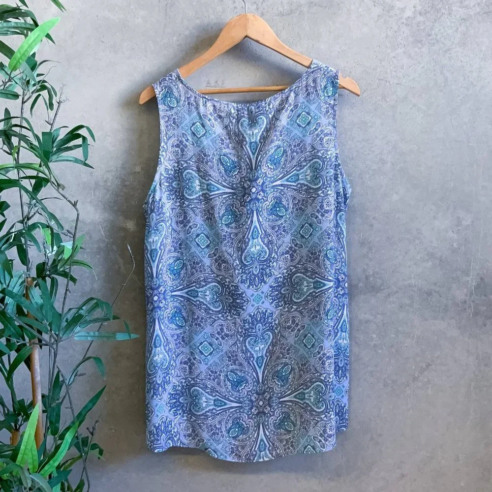 BNWT TABLE EIGHT Blue Paisley Print V-Neck Sleeveless Casual Top - Size 16 - Picture 2 of 5